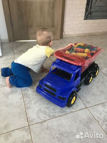 Машинки игрушки для мальчика