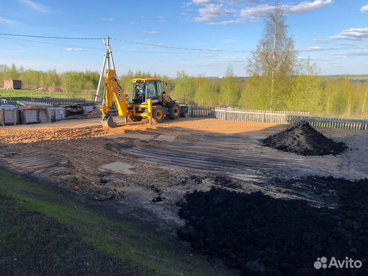 Аренда экскаватора погрузчика с гидромолотом