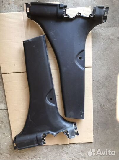 Накладка средней стойки Хонда CR-V3(751)