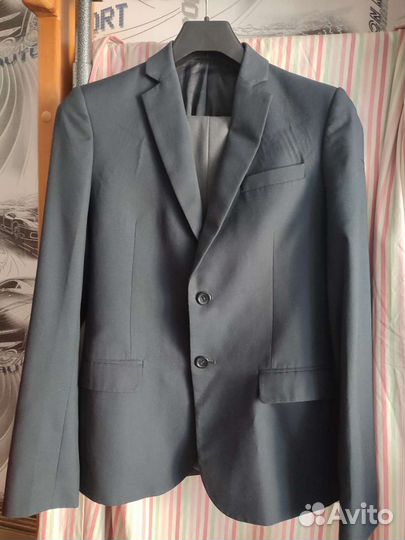 Школьный костюм