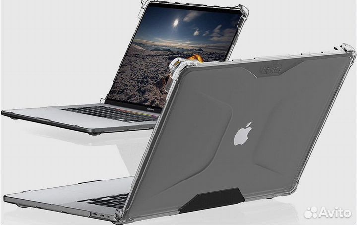 Защитный чехол UAG для Macbook Pro 16 Plyo ice