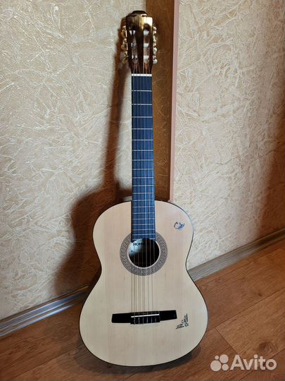 Классическая гитара