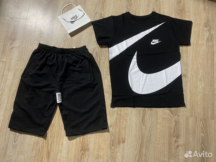 Костюм шорты и футболка Nike