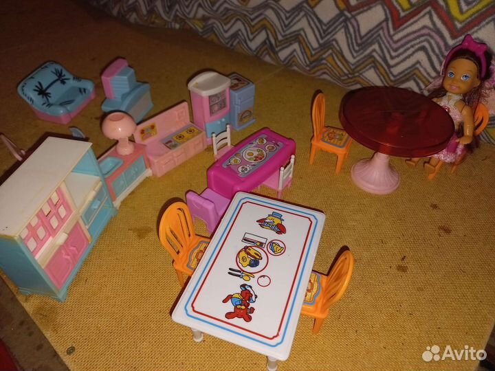 Набор игрушечной мебели