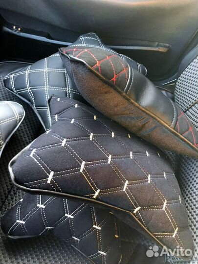 Подушка автомобильная под голову