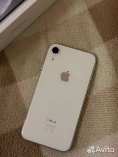 iPhone Xr, 64 ГБ