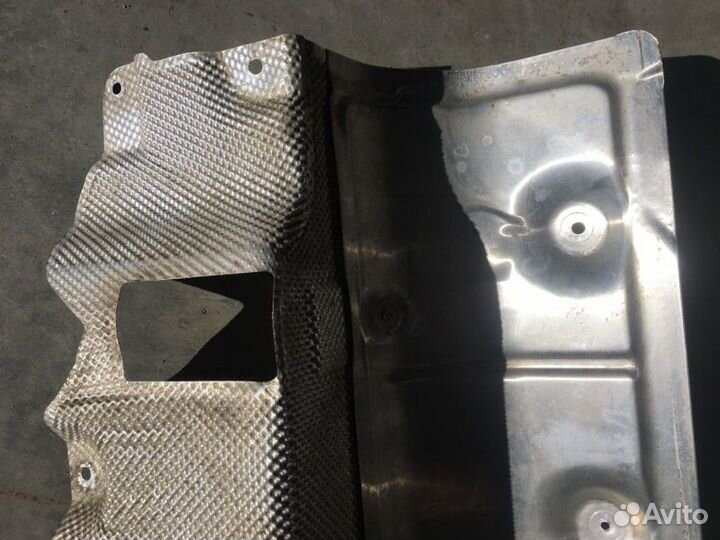 Экран тепловой Bmw 530D G30 LCI B57D30A 2020