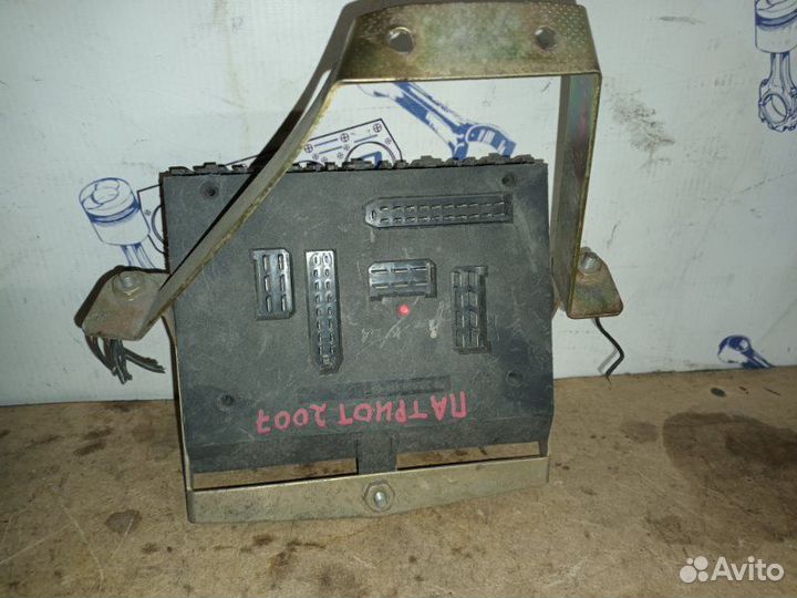 Блок предохранителей салонный УАЗ Патриот 3163