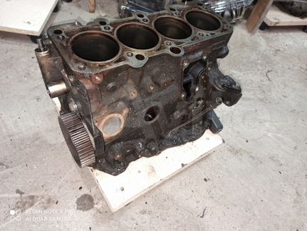 Блок цилиндров двигатель 1.8 ADR Audi A4 A6 Passat