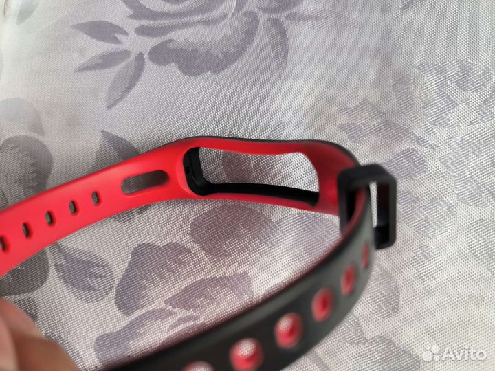 Часы фитнес браслет