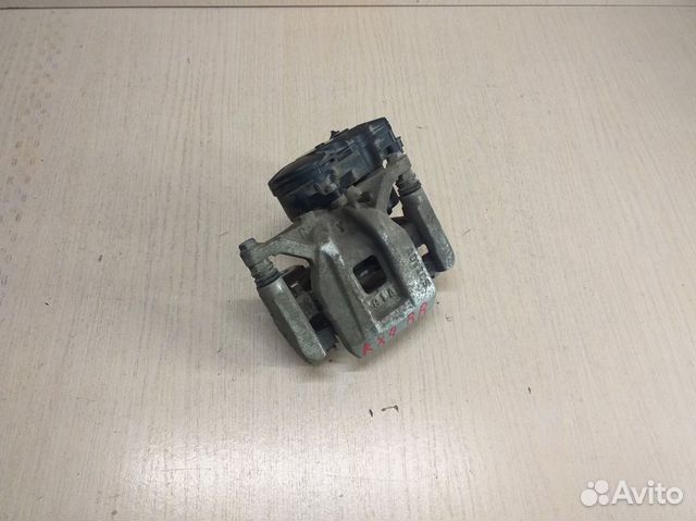 Суппорт тормозной задний правый Lexus RX 4 2018г