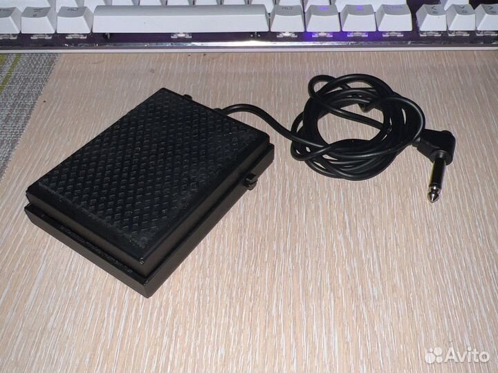 Педаль сустейна fzone sp-2