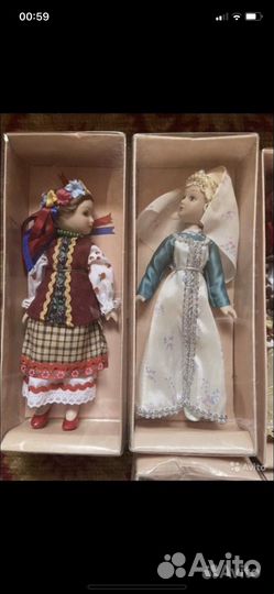 Фарфоровые куклы народов мира