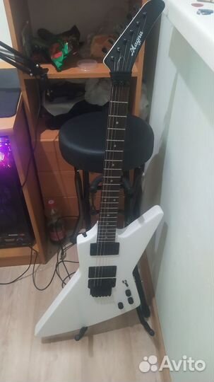 Электрогитара Magna 2000 EFR