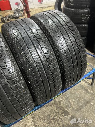 Michelin Latitude X-Ice XI2 225/65 R17 102T