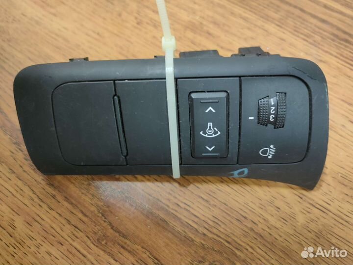 933002T081VA блок кнопок киа оптима 3