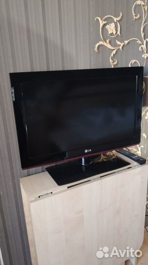 Телевизор LG 26