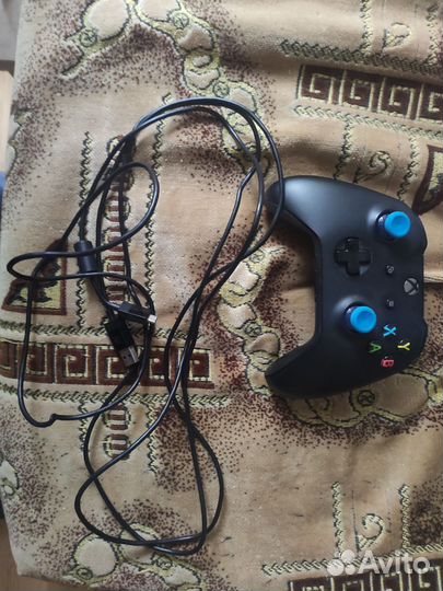Геймпад Xbox ONE с проводом