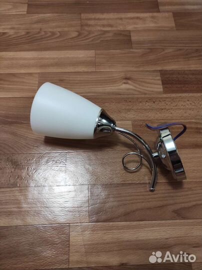 Настенный светильник бра