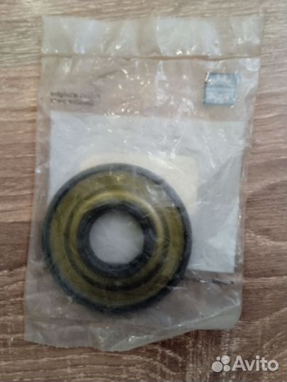 420831355 сальник коленвала цент BRP Rotax 580 583