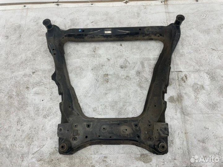 Передний подрамник Nissan X-Trail T31