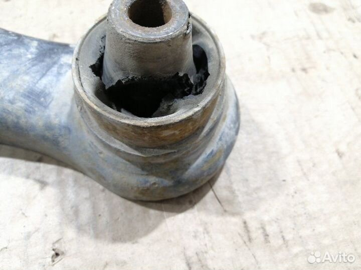 Рычаг подвески левый Ford Maverick TM1 GZ 2006