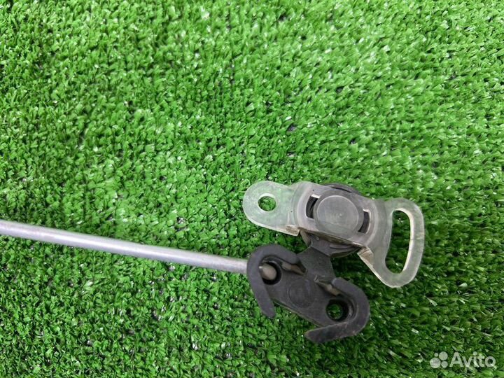 Замок боковой двери передний правый Nissan Almera