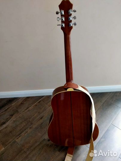 Электроакустическая гитара Epiphone AJ100