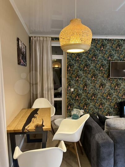 3-к. квартира, 94 м², 1/4 эт.