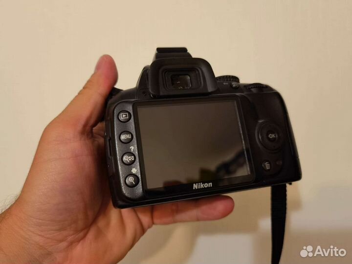 Nikon D3000 Body 2900 кадров