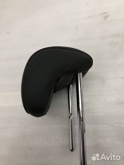 Подголовник задний Audi A6 (C7 4G) 2018