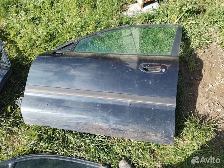 Двери мицубиси каризма