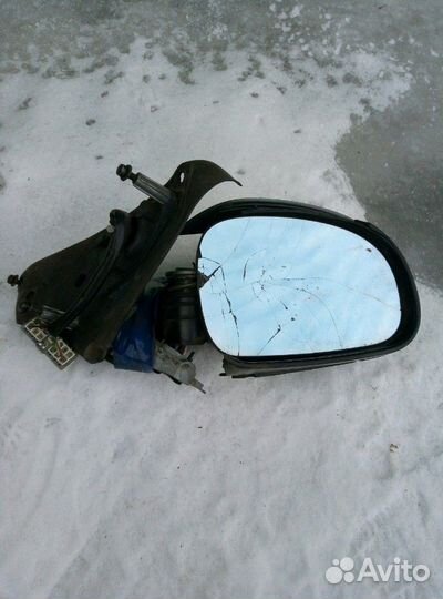 Зеркало на запчасти Пежо 406