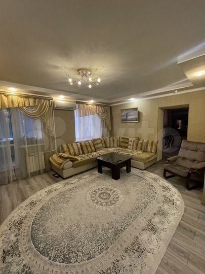 4-к. квартира, 104 м², 4/10 эт.