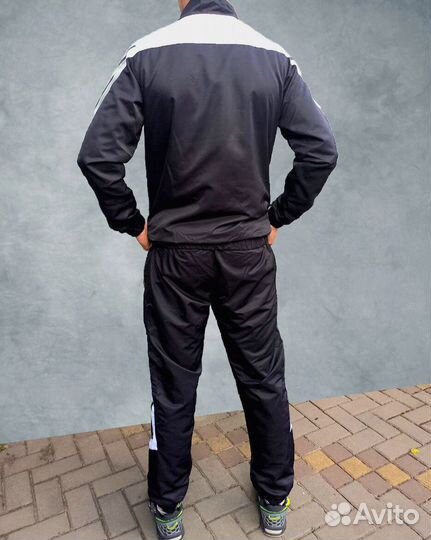 Спортивные костюмы Adidas