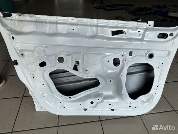 Дверь передняя левая Рено Клио 4 Clio 4