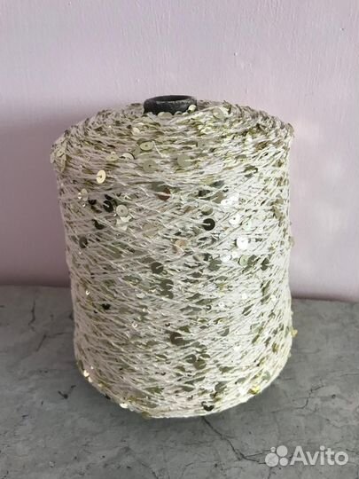 Королевские пайетки на хлопке Италия