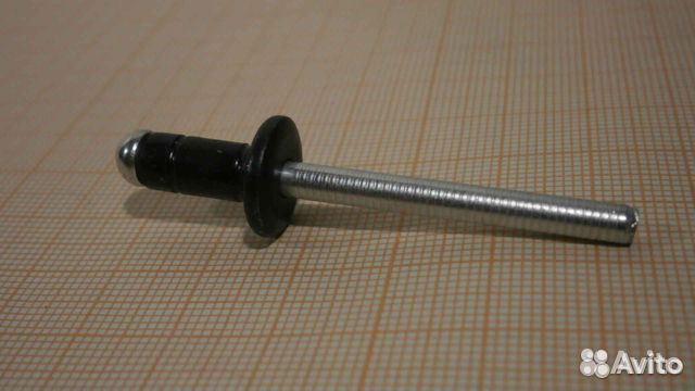 Заклепки для лючков toyota черная 1шт