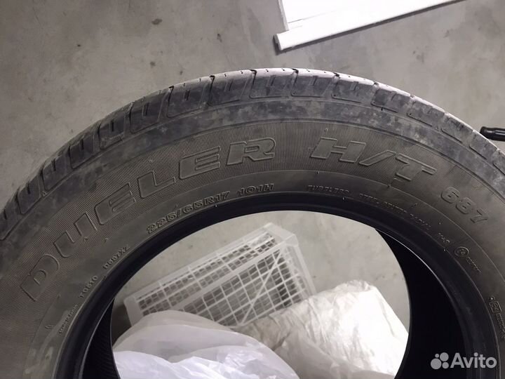 Bridgestone Dueler H/T 687 225/65 R17 101H
