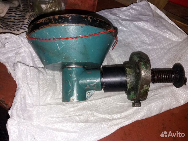 Тахометр механический NVD