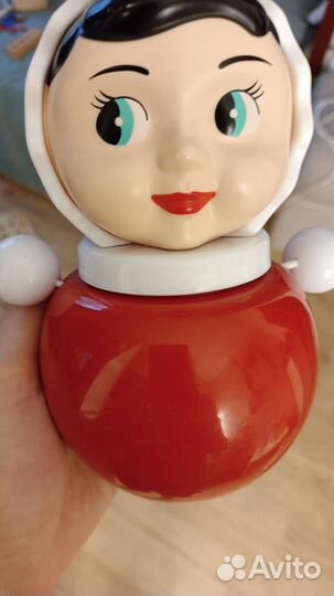 Детские игрушки и перчатки зимние