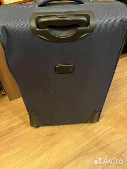 Чемодан размер L бу 72х26(+5)х45 с расширением