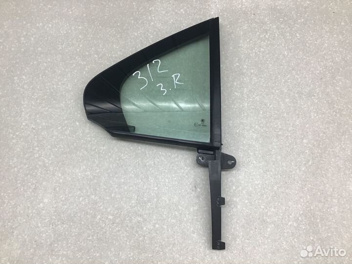 Стекло двери задней правой Skoda Rapid 2013-2020