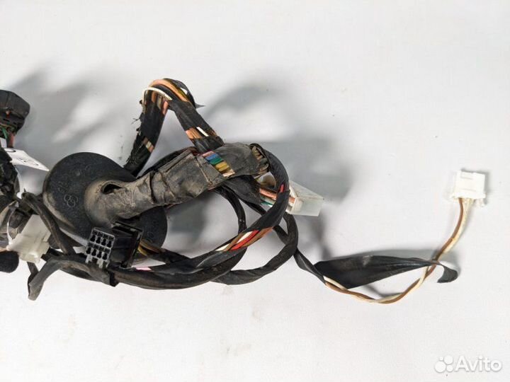 Проводка двери передняя левая Hyundai Tucson JM