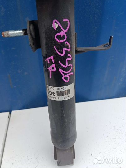 Стойка передняя левая/правая Infiniti M / Fuga Y51