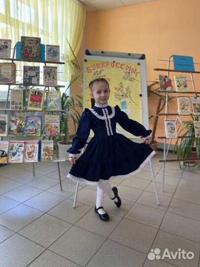 Продам школьную форму