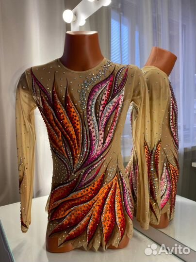 Купальник для художественной гимнастики