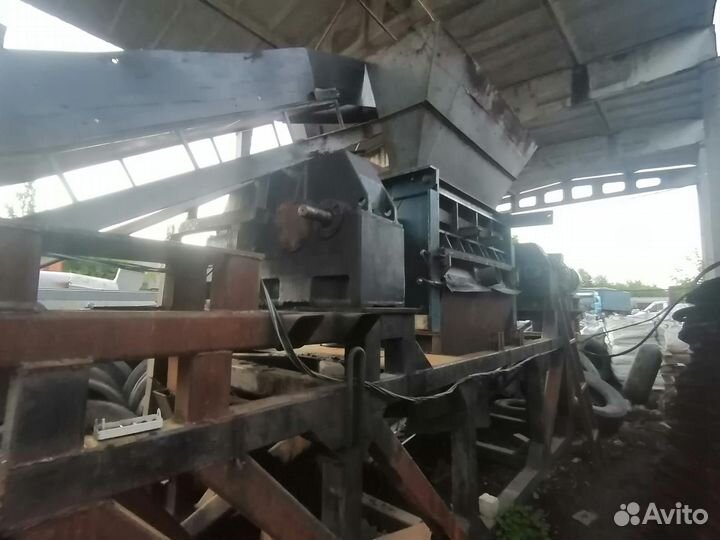 Шредер для резины, шин, пластмасс, дерева и пр