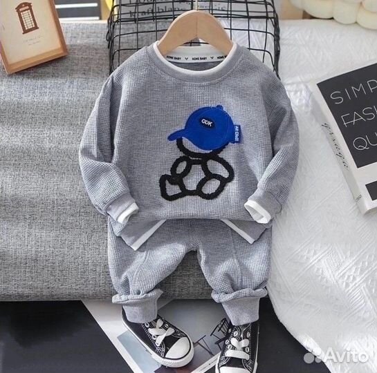 Детские костюмы разные модели 80-110