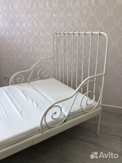 Раздвижная кровать Миннен (IKEA)